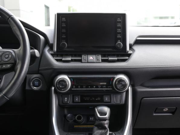 Toyota RAV4 V (XA50) с пробегом 2020 года, цена 3 549 000 рублей, 110498 км, внедорожник, Автокод Объявления