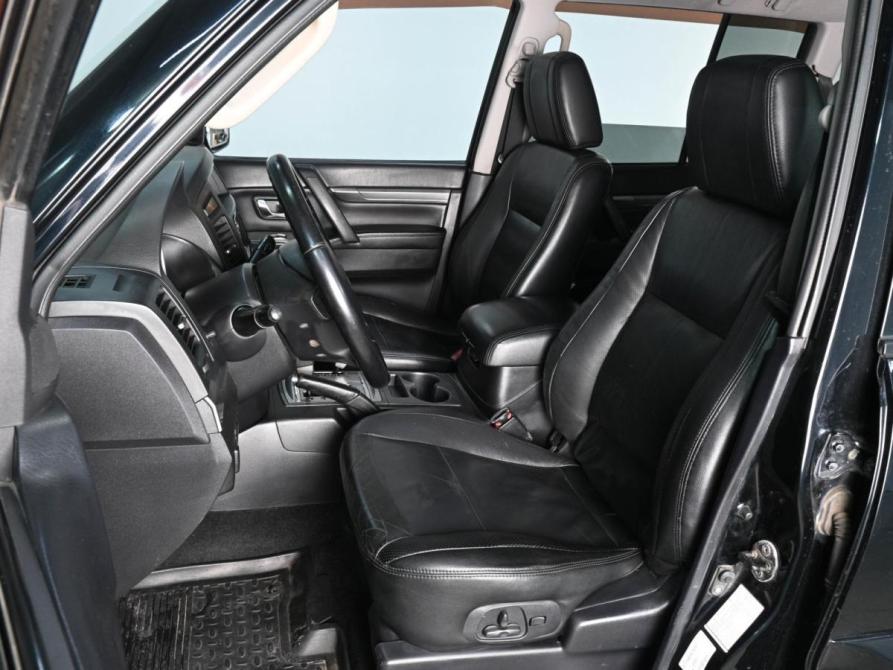 Mitsubishi Pajero IV Рестайлинг 1 Ростов-на-Дону  - изображение 10
