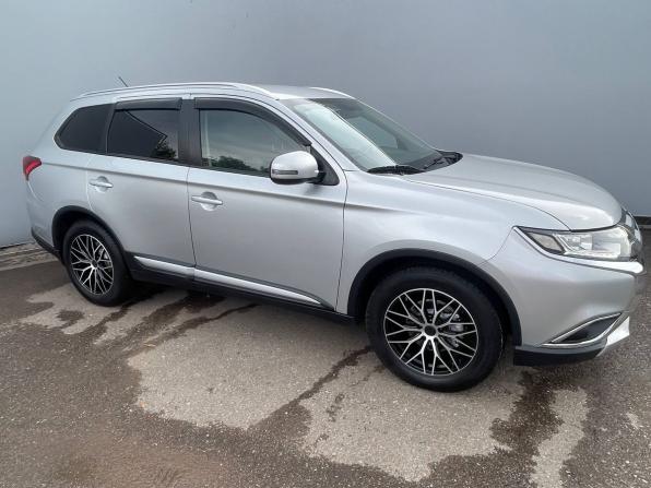 Mitsubishi Outlander III Рестайлинг 2 с пробегом 2015 года, цена 1 720 000 рублей, 185720 км, внедорожник, Автокод Объявления