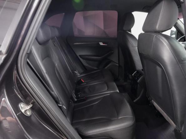 Audi Q5 I (8R) с пробегом 2009 года, цена 1 390 000 рублей, 181356 км, внедорожник, Автокод Объявления