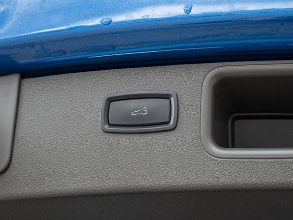 Porsche Macan I с пробегом 2015 года, цена 3 330 000 рублей, 123350 км, внедорожник, Автокод Объявления