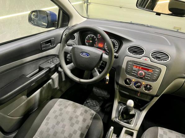 Ford Focus II Рестайлинг с пробегом 2011 года, цена 469 000 рублей, 175703 км, седан, Автокод Объявления