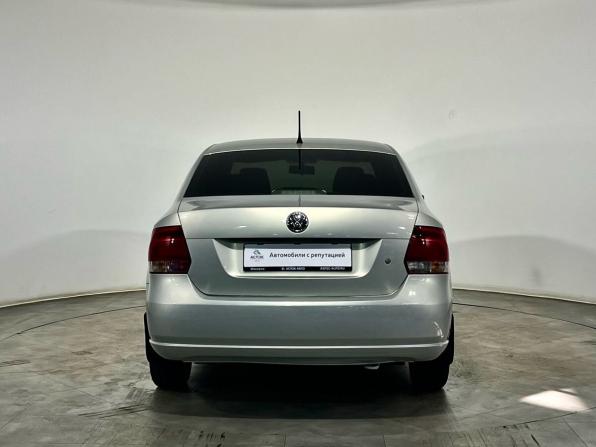 Volkswagen Polo V с пробегом 2013 года, цена 780 000 рублей, 137917 км, седан, Автокод Объявления