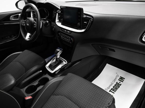 Kia Ceed III с пробегом 2021 года, цена 2 125 000 рублей, 68227 км, универсал, Автокод Объявления