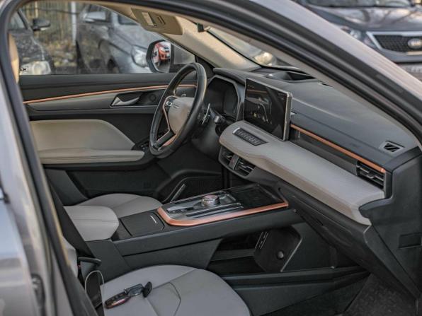 Haval Jolion I Рестайлинг с пробегом 2023 года, цена 2 029 000 рублей, 27702 км, внедорожник, Автокод Объявления
