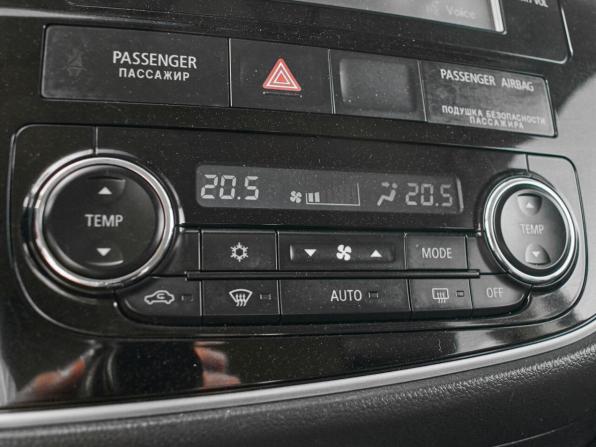 Mitsubishi Outlander III Рестайлинг 2 с пробегом 2015 года, цена 1 780 000 рублей, 193704 км, внедорожник, Автокод Объявления