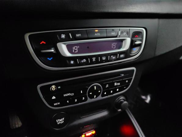 Renault Fluence I с пробегом 2012 года, цена 499 000 рублей, 158400 км, седан, Автокод Объявления