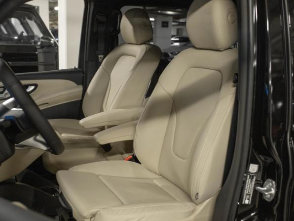Новый Mercedes-Benz V-Класс III (W447) Рестайлинг 2 2025 года, цена 18 100 000 рублей, минивэн, Автокод Объявления