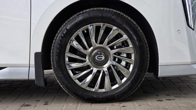 GAC M8 с пробегом 2024 года, цена 5 649 000 рублей, 1233 км, минивэн, Автокод Объявления
