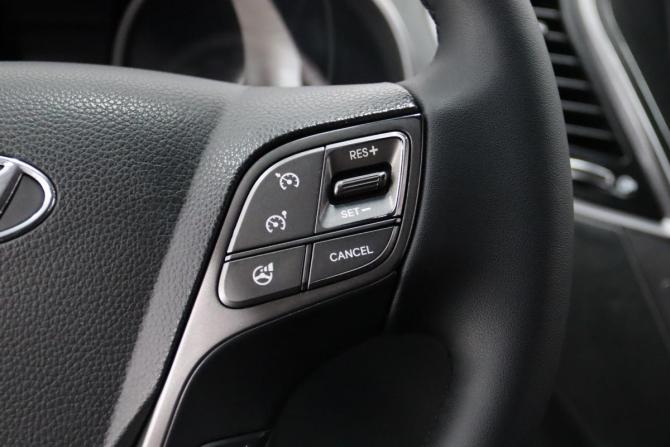 Hyundai Santa Fe III с пробегом 2012 года, цена 1 345 450 рублей, 337788 км, внедорожник, Автокод Объявления