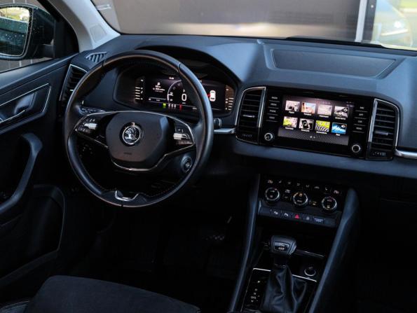 Skoda Karoq I с пробегом 2022 года, цена 2 197 000 рублей, 62232 км, внедорожник, Автокод Объявления