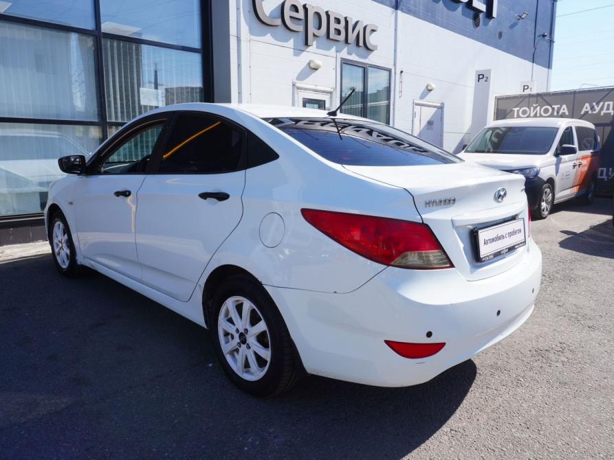 Hyundai Solaris I Москва  - изображение 7