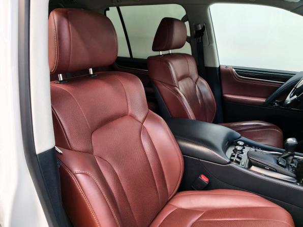 Lexus LX III Рестайлинг 2 с пробегом 2016 года, цена 6 500 000 рублей, 100762 км, внедорожник, Автокод Объявления
