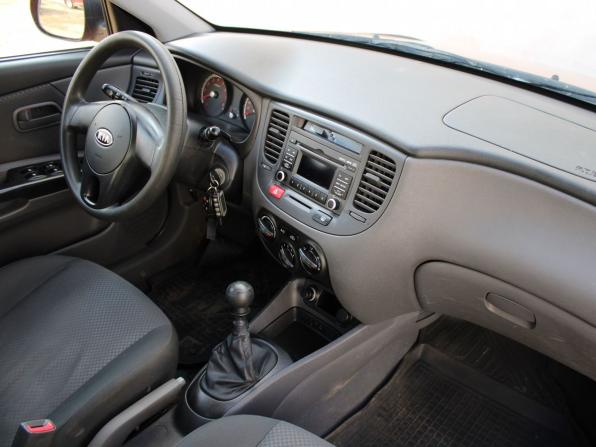 Kia Rio II Рестайлинг с пробегом 2010 года, цена 449 000 рублей, 180030 км, седан, Автокод Объявления