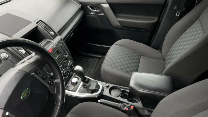 Land Rover Freelander II с пробегом 2008 года, цена 995 000 рублей, 274852 км, внедорожник, Автокод Объявления