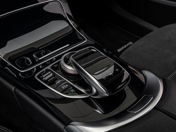 Mercedes-Benz C-Класс IV (W205) Рестайлинг с пробегом 2020 года, цена 2 985 000 рублей, 73891 км, седан, Автокод Объявления