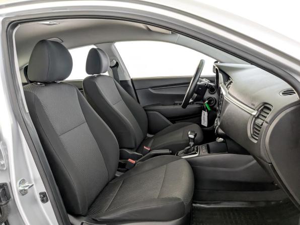 Kia Rio IV Рестайлинг с пробегом 2021 года, цена 1 385 000 рублей, 122301 км, седан, Автокод Объявления