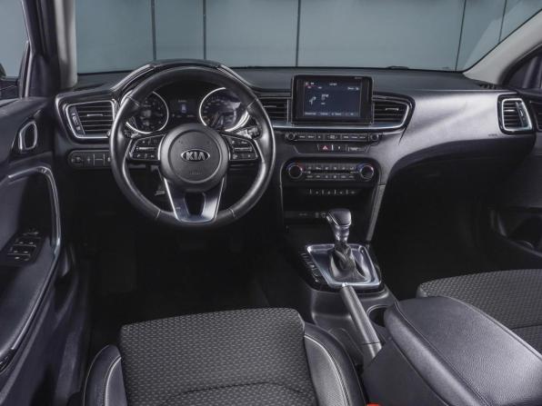 Kia Ceed III с пробегом 2018 года, цена 1 730 000 рублей, 85385 км, хэтчбек, Автокод Объявления
