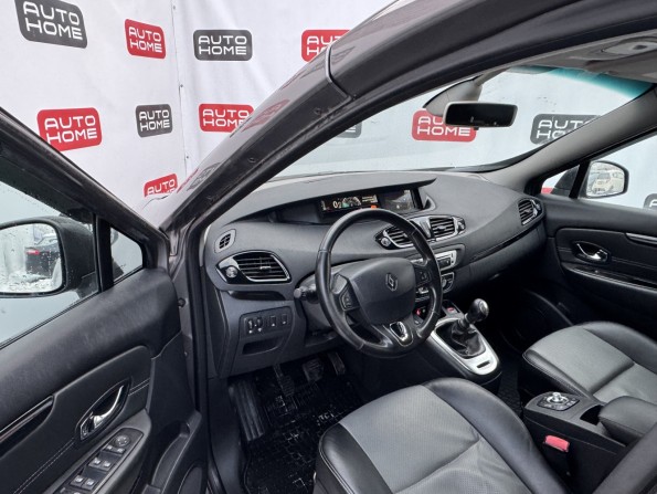 Renault Scenic III Рестайлинг 2 с пробегом 2013 года, цена 949 990 рублей, 199452 км, компактвэн, Автокод Объявления
