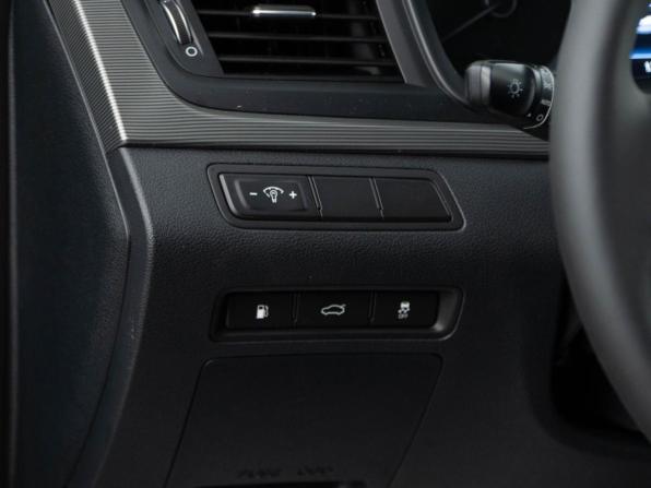 Hyundai Sonata VII (LF) Рестайлинг с пробегом 2017 года, цена 1 779 050 рублей, 125036 км, седан, Автокод Объявления