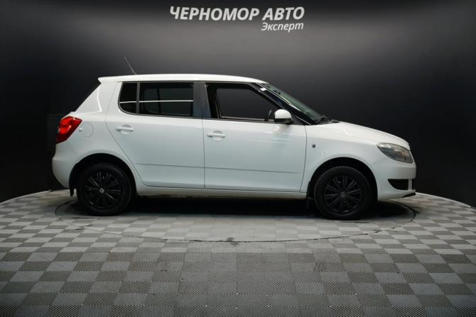 Skoda Fabia II Рестайлинг с пробегом 2013 года, цена 747 000 рублей, 149000 км, хэтчбек, Автокод Объявления