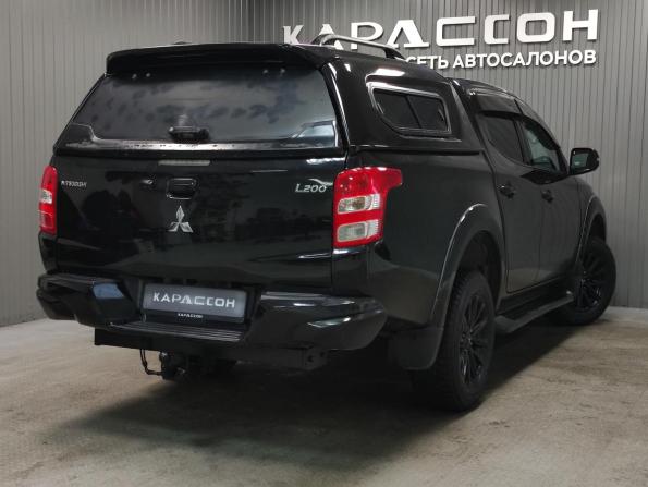 Mitsubishi L200 V Рестайлинг с пробегом 2018 года, цена 1 780 000 рублей, 251967 км, пикап, Автокод Объявления