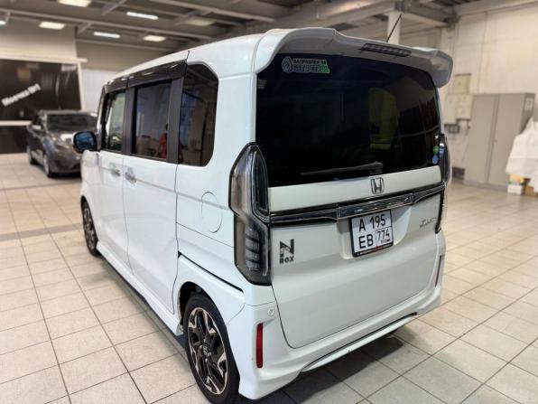 Honda N-BOX II с пробегом 2018 года, цена 1 119 000 рублей, 101809 км, минивэн, Автокод Объявления