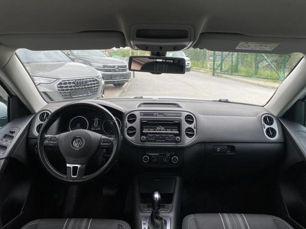 Volkswagen Tiguan I Рестайлинг с пробегом 2015 года, цена 1 329 000 рублей, 137621 км, внедорожник, Автокод Объявления