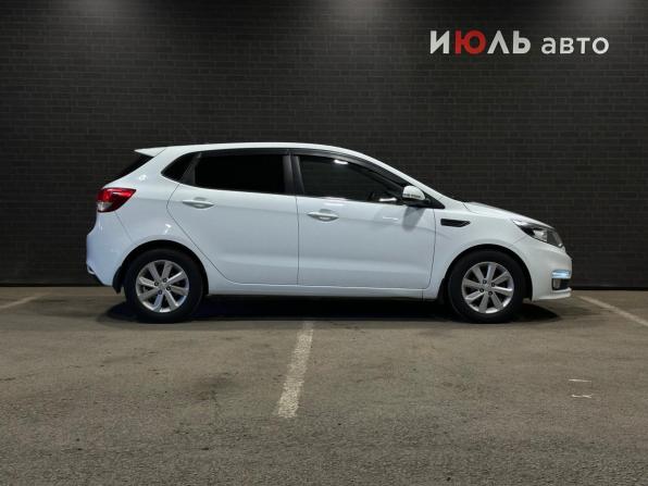 Kia Rio III Рестайлинг с пробегом 2017 года, цена 1 269 000 рублей, 90559 км, хэтчбек, Автокод Объявления