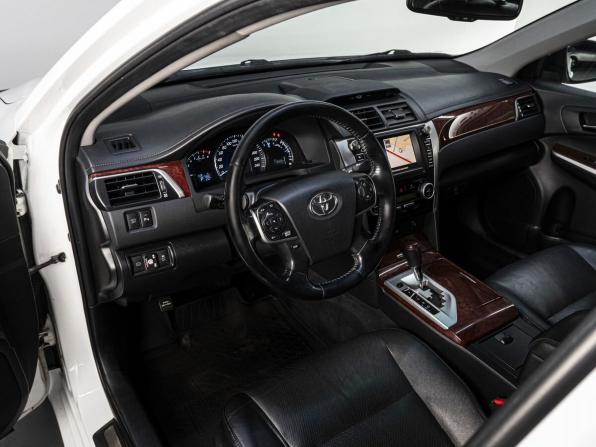 Toyota Camry VII (XV50) с пробегом 2013 года, цена 1 650 000 рублей, 179504 км, седан, Автокод Объявления