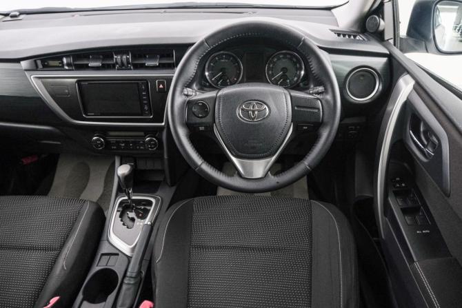 Toyota Auris II с пробегом 2012 года, цена 1 149 000 рублей, 71400 км, хэтчбек, Автокод Объявления