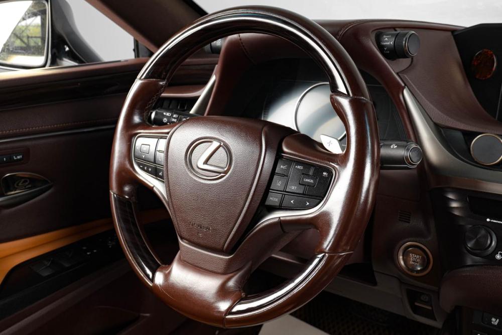Lexus ES VII Тюмень  - изображение 12