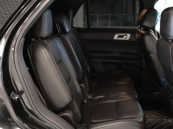 Ford Explorer V с пробегом 2015 года, цена 1 930 000 рублей, 175145 км, внедорожник, Автокод Объявления