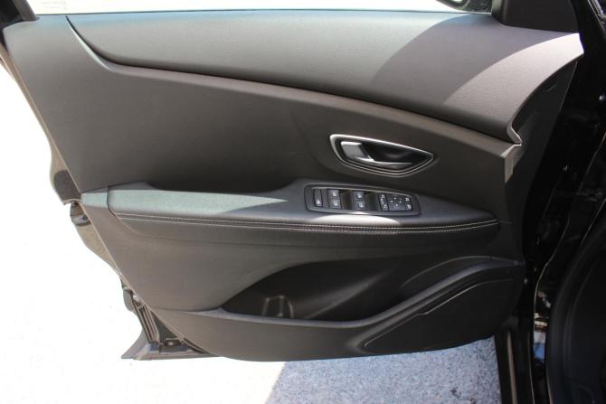 Renault Scenic IV с пробегом 2020 года, цена 1 797 000 рублей, 84430 км, минивэн, Автокод Объявления