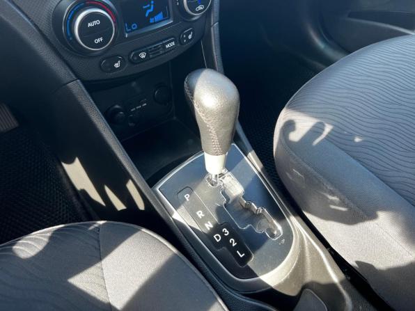 Hyundai Solaris I с пробегом 2013 года, цена 793 000 рублей, 176979 км, седан, Автокод Объявления