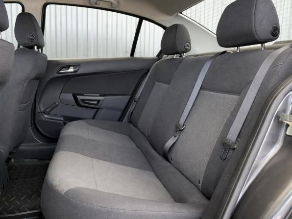 Opel Astra H Рестайлинг с пробегом 2012 года, цена 720 000 рублей, 87009 км, седан, Автокод Объявления