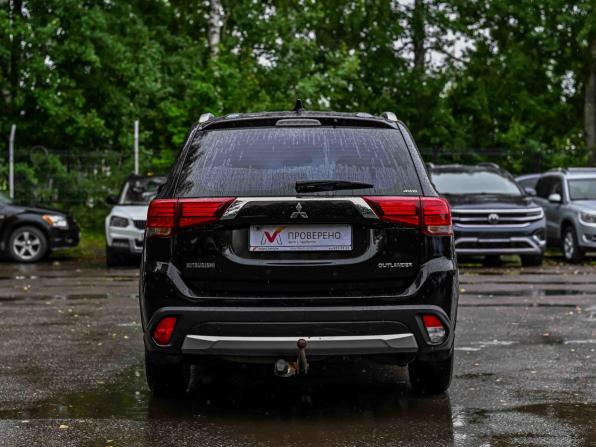 Mitsubishi Outlander III Рестайлинг 3 с пробегом 2018 года, цена 1 965 000 рублей, 100777 км, внедорожник, Автокод Объявления