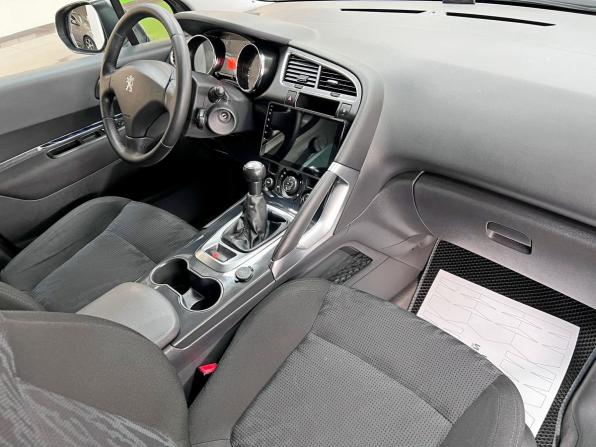Peugeot 3008 I с пробегом 2010 года, цена 695 000 рублей, 183123 км, внедорожник, Автокод Объявления