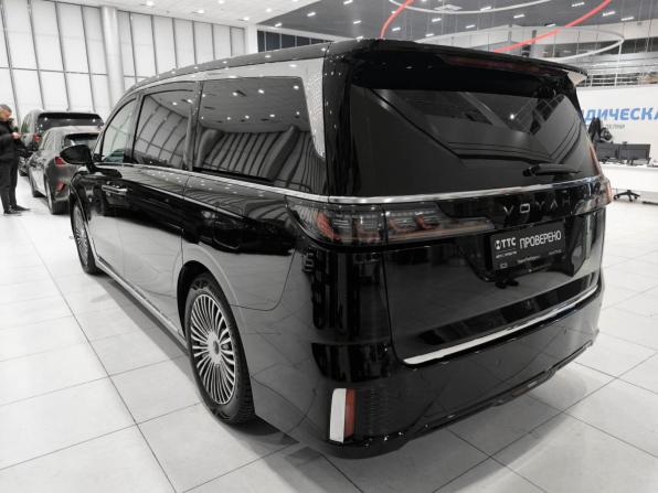 Voyah Dream I Рестайлинг с пробегом 2025 года, цена 6 900 000 рублей, 59203 км, минивэн, Автокод Объявления