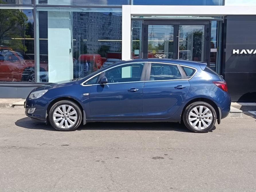 Opel Astra J Москва  - изображение 8