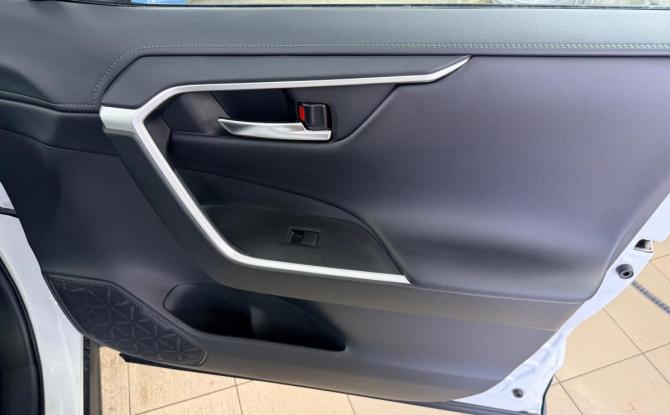 Toyota RAV4 VI (XA60) с пробегом 2025 года, цена 4 475 000 рублей, 10 км, внедорожник, Автокод Объявления