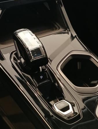Geely Atlas II с пробегом 2024 года, цена 2 899 000 рублей, 23100 км, внедорожник, Автокод Объявления