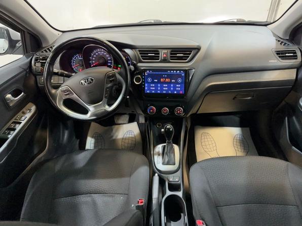 Kia Rio III Рестайлинг с пробегом 2015 года, цена 990 000 рублей, 71748 км, седан, Автокод Объявления