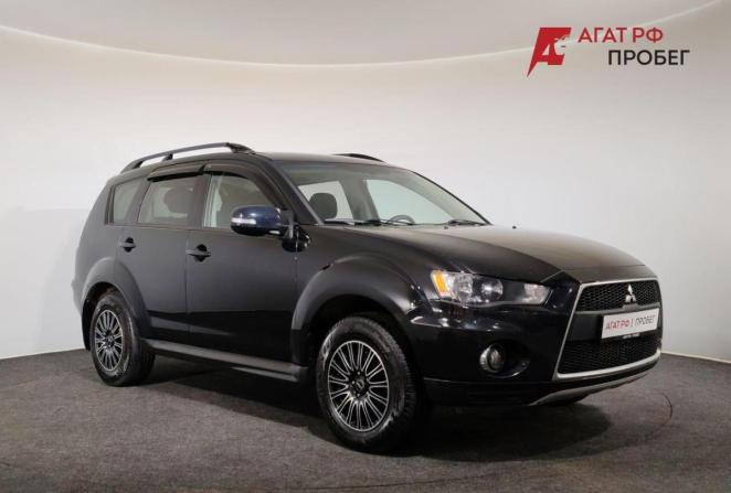 Mitsubishi Outlander II Рестайлинг с пробегом 2012 года, цена 900 000 рублей, 210599 км, внедорожник, Автокод Объявления