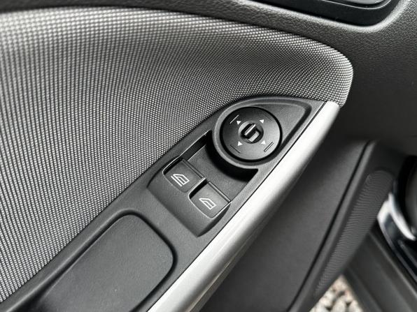 Ford Focus III с пробегом 2015 года, цена 868 000 рублей, 203642 км, хэтчбек, Автокод Объявления