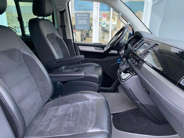 Volkswagen Multivan T6 с пробегом 2018 года, цена 4 399 000 рублей, 148525 км, минивэн, Автокод Объявления