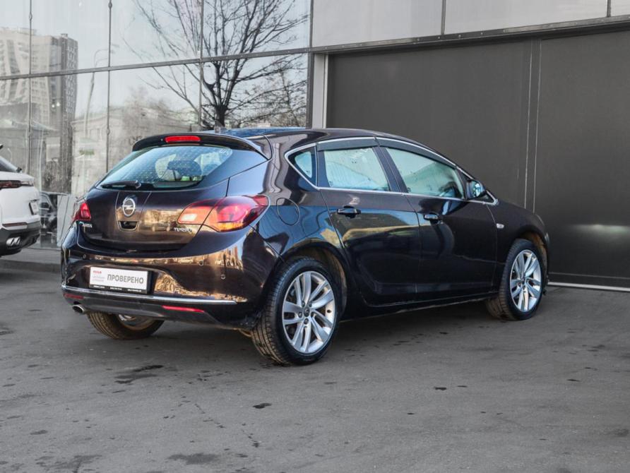 Opel Astra J Рестайлинг Москва  - изображение 4