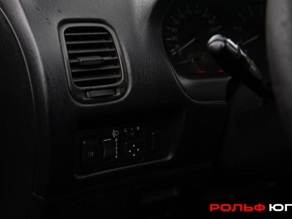 Mitsubishi Carisma I Рестайлинг с пробегом 2002 года, цена 208 000 рублей, 319529 км, седан, Автокод Объявления