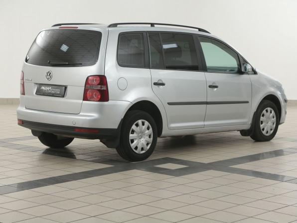 Volkswagen Touran I Рестайлинг с пробегом 2007 года, цена 559 000 рублей, 265000 км, компактвэн, Автокод Объявления