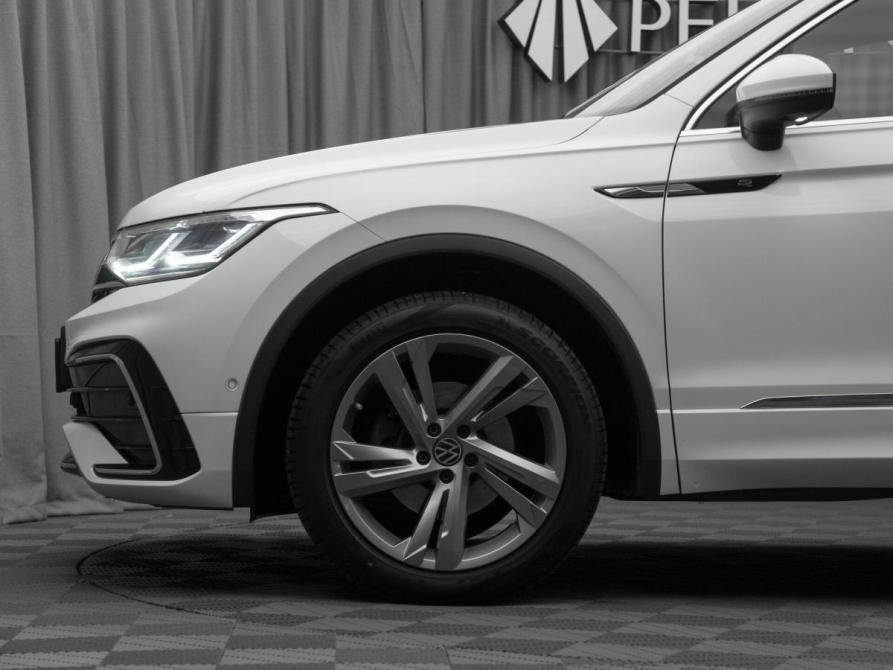 Volkswagen Tiguan II Рестайлинг Москва  - изображение 24